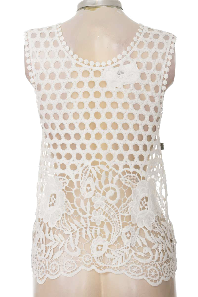 Top / Camiseta color Blanco - New ABC