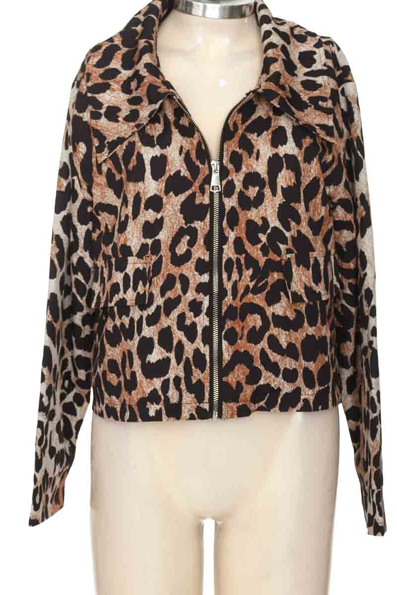 Chaqueta / Abrigo color Estampado - Closeando
