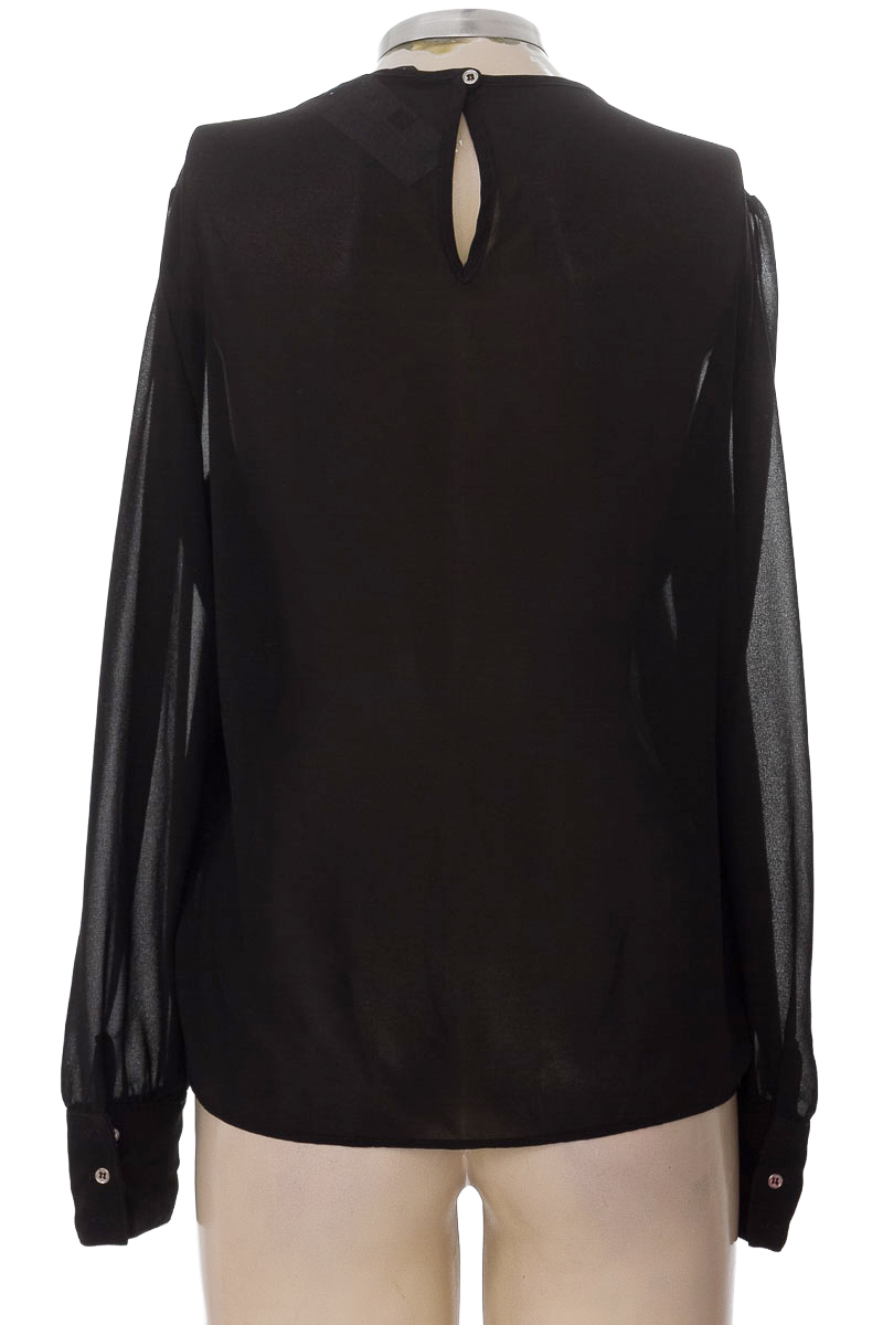 Blusa color Negro - RAGGED