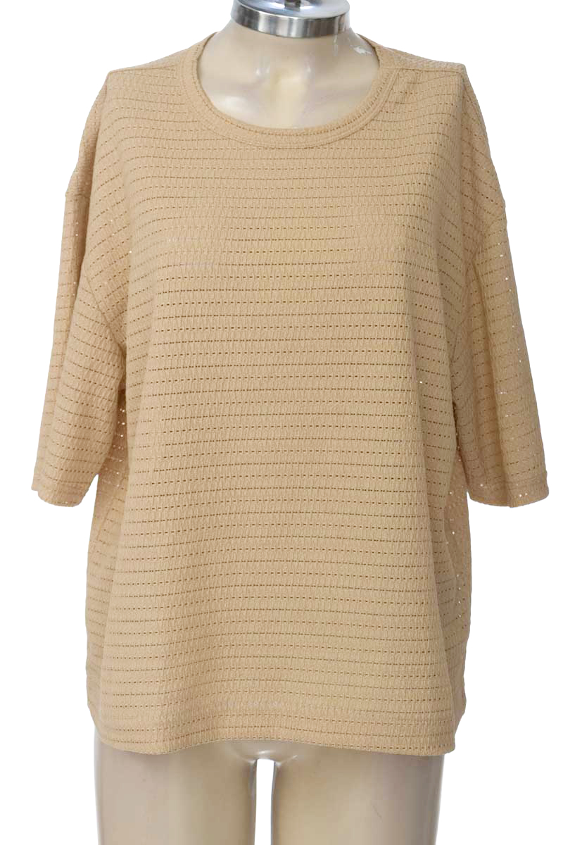 Top / Camiseta color Beige - Nova