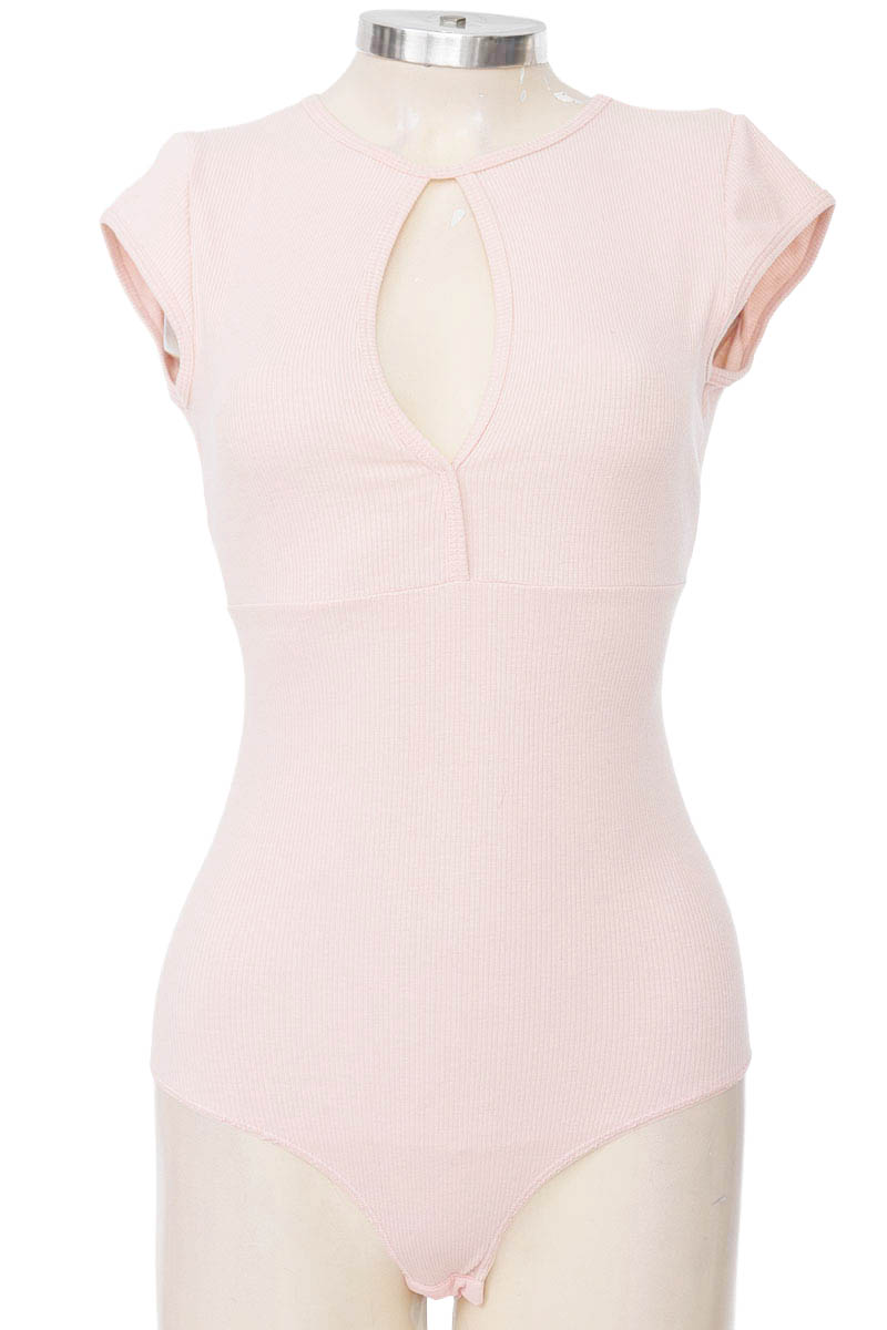 Top / Camiseta color Rosado - Pacifika