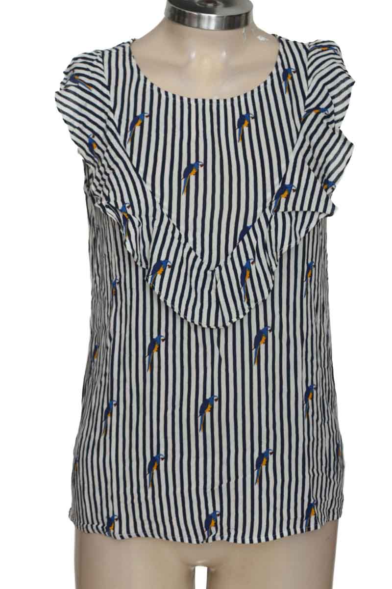 Blusa color Azul - Basement
