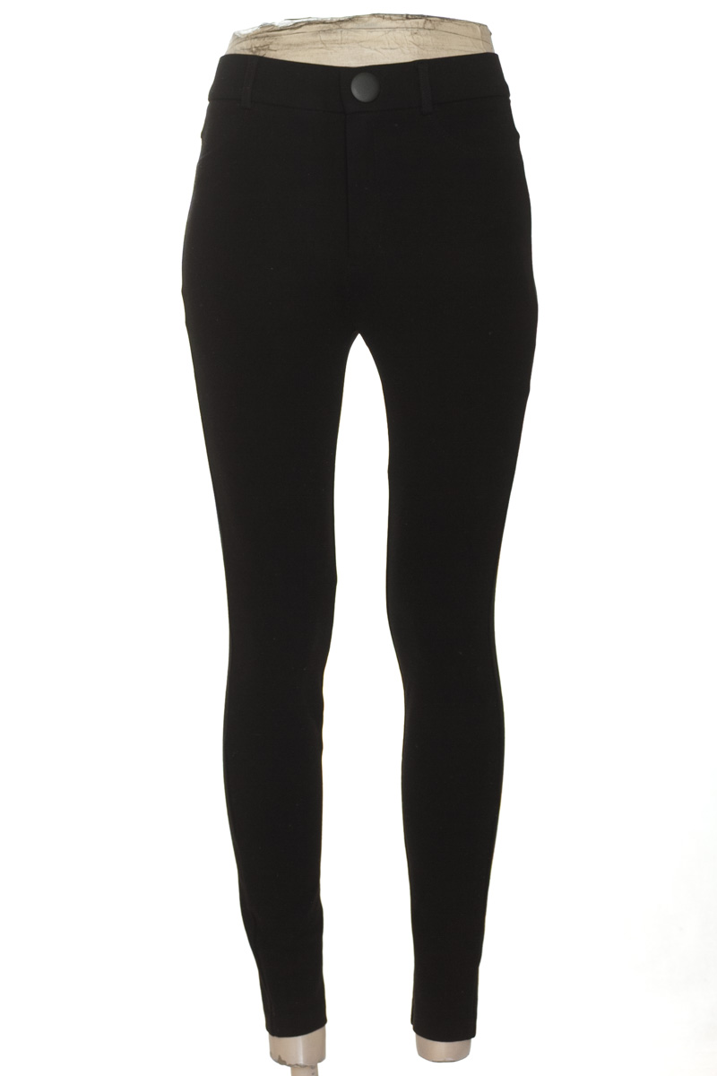 Pantalones color Negro - Zara