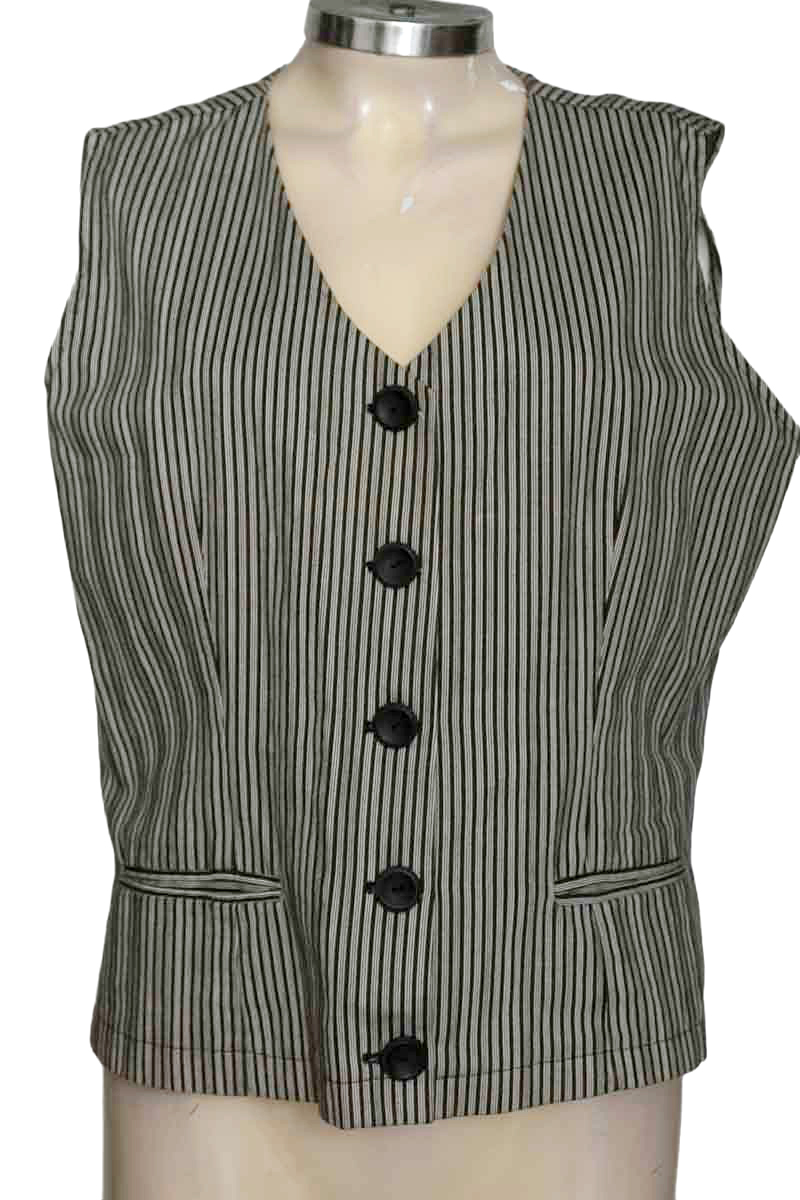 Chaqueta / Abrigo color Negro - Closeando