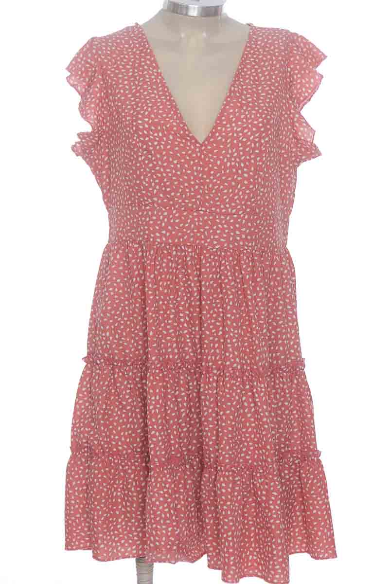 Vestido / Enterizo color Rosado - Closeando
