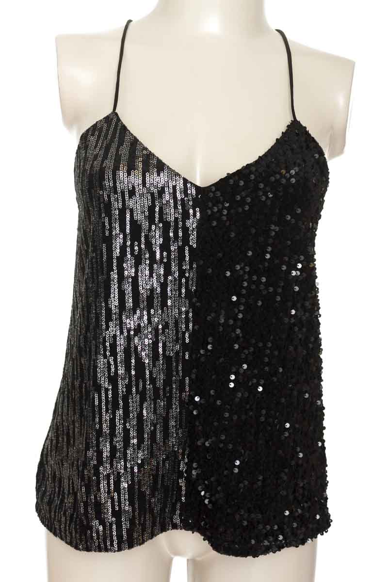 Top / Camiseta color Negro - ELA