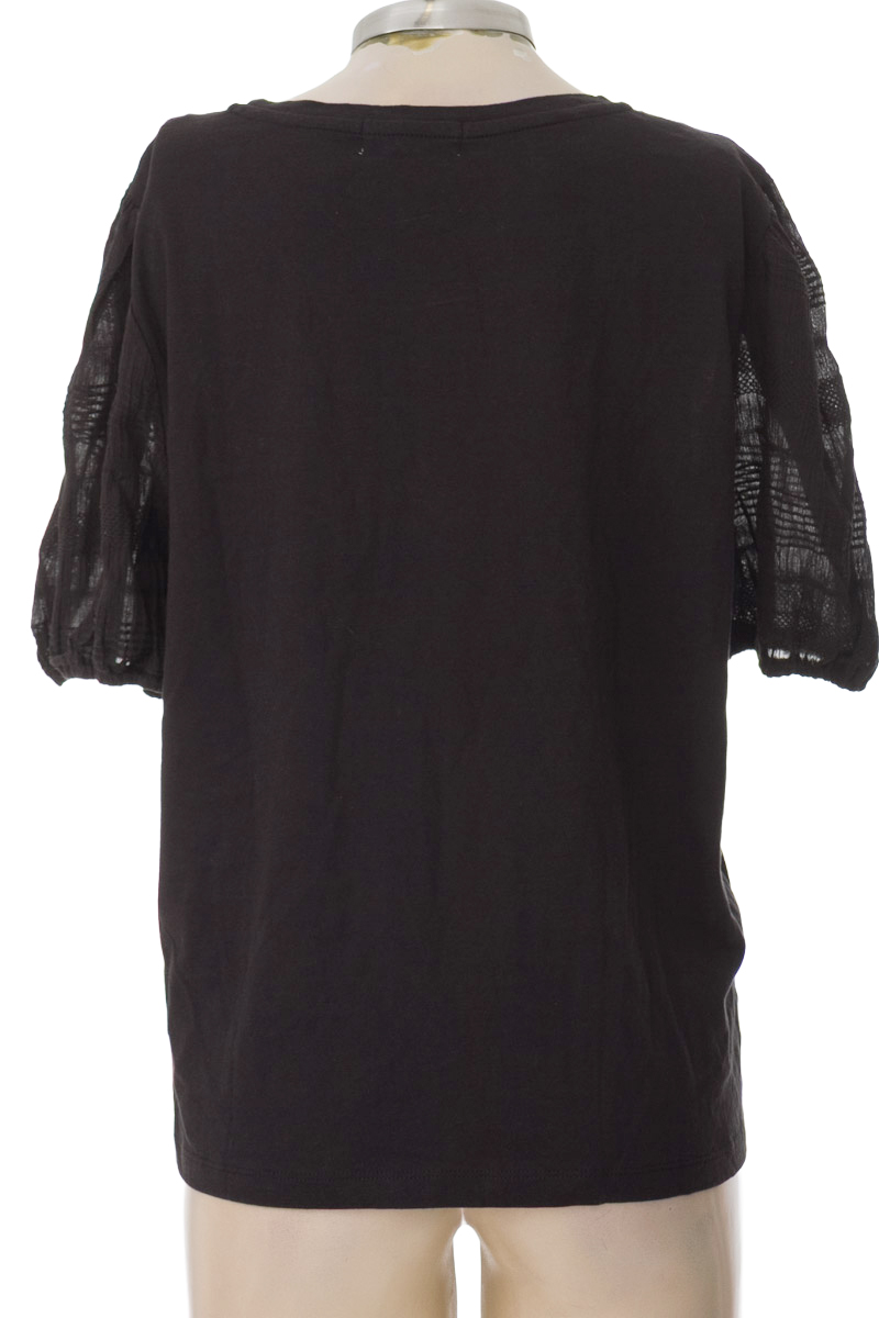 Blusa color Negro - University Club