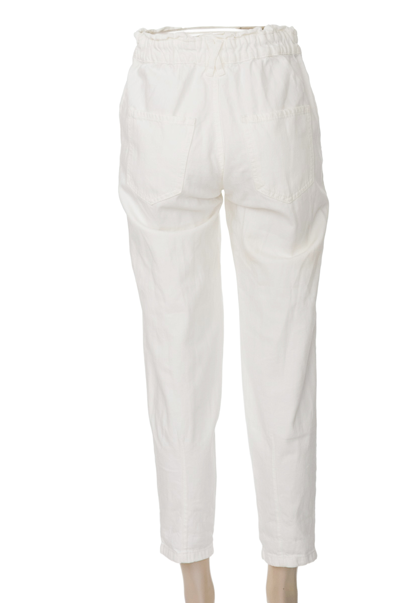 Pantalones color Blanco - Stradivarius