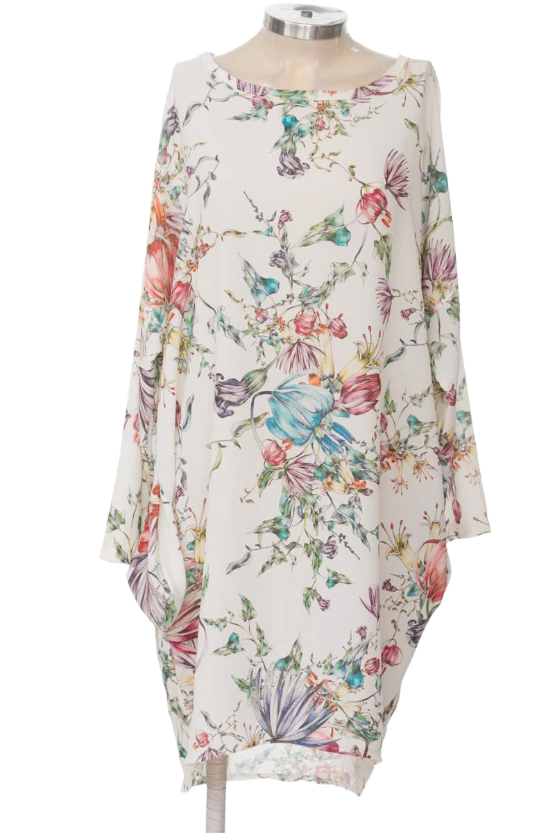 Vestido / Enterizo color Blanco - Closeando