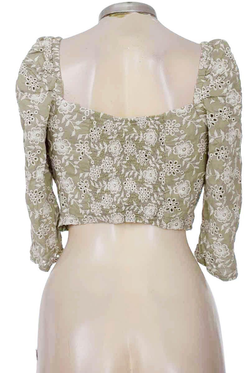 Top / Camiseta color Verde - Studio F