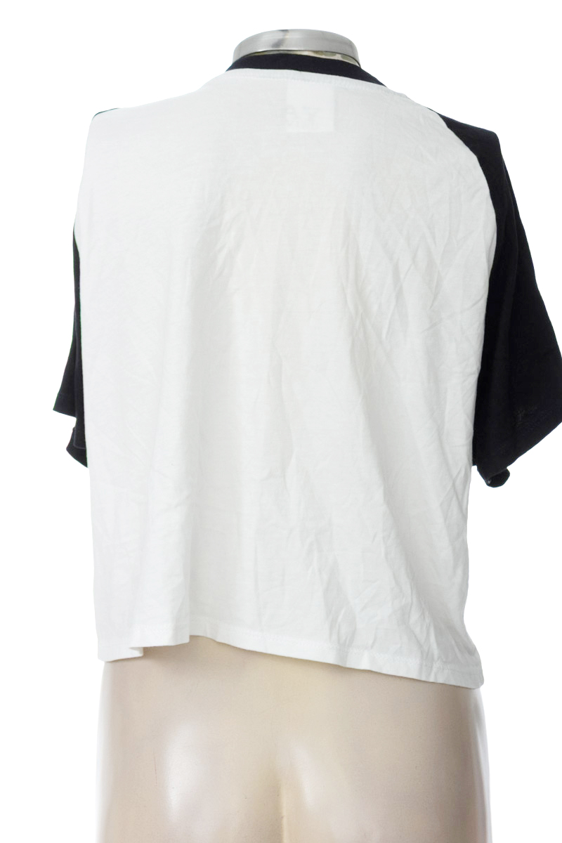 Top / Camiseta color Blanco - Koaj