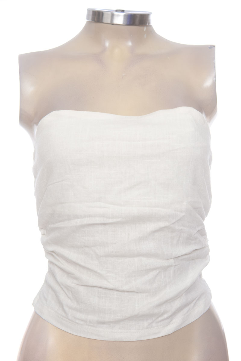 Top / Camiseta color Blanco - Divided by H&M