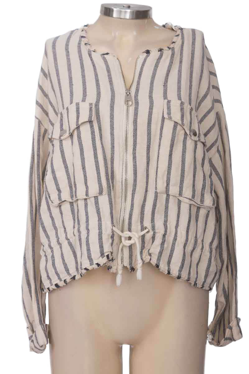 Chaqueta / Abrigo color Beige - Pull & Bear