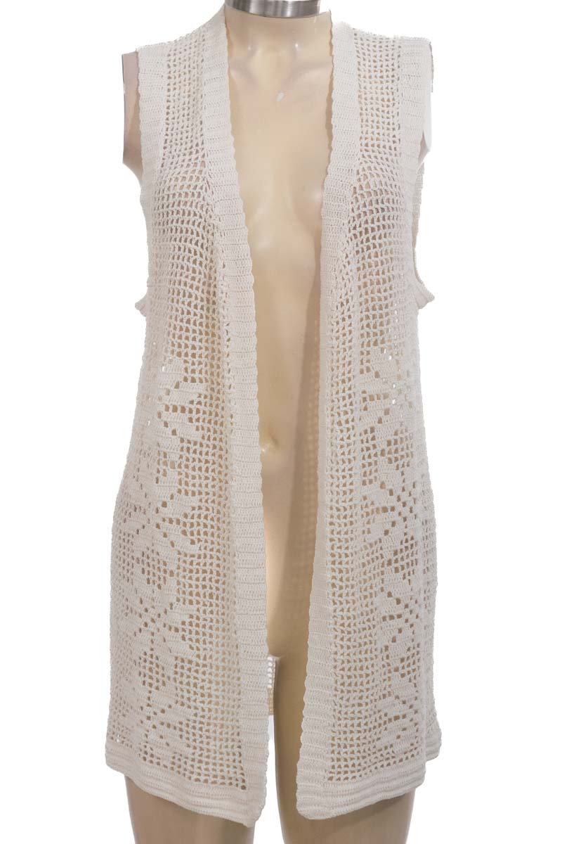 Sweater color Beige - Closeando