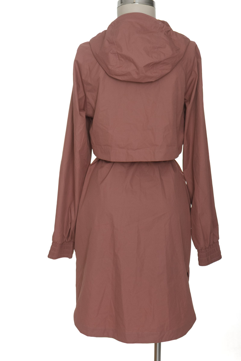 Ropa Deportiva / Salida de Baño color Rosado - DECATHLON
