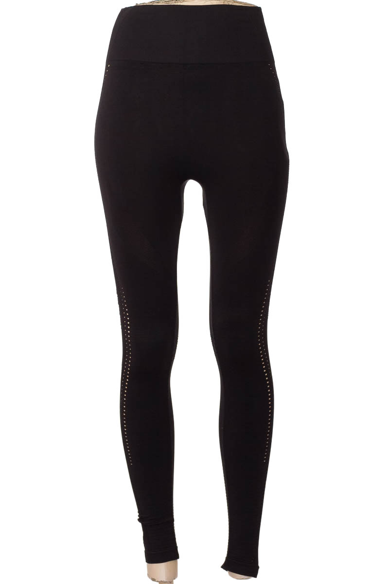 Ropa Deportiva / Salida de Baño color Negro - Lili pink