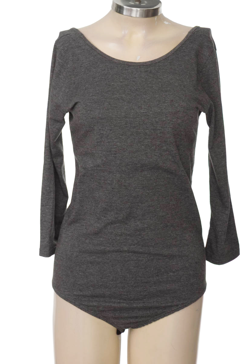 Top / Camiseta color Gris - Rutta