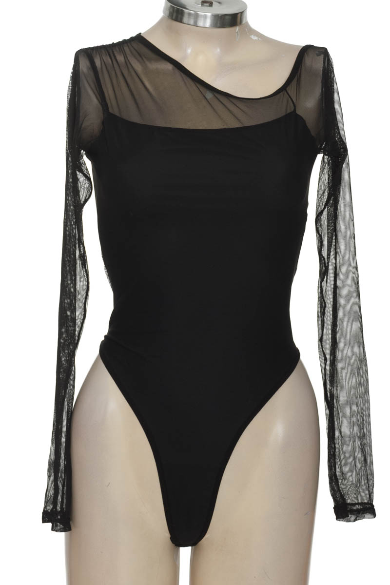 Top / Camiseta color Negro - Pauly