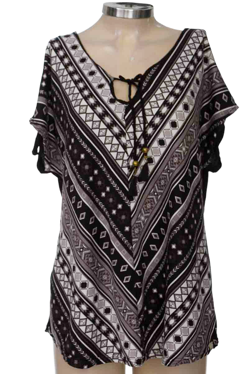 Blusa color Negro - Shaky