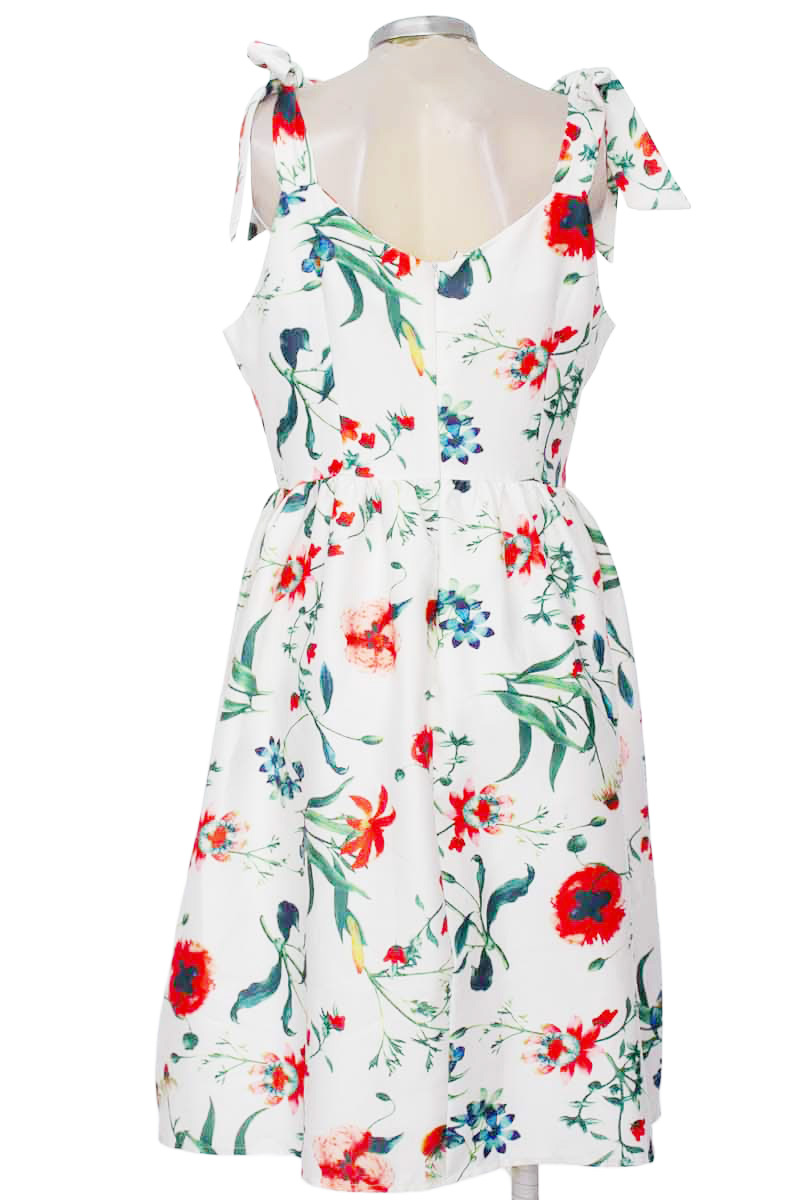 Vestido / Enterizo color Blanco - Closeando