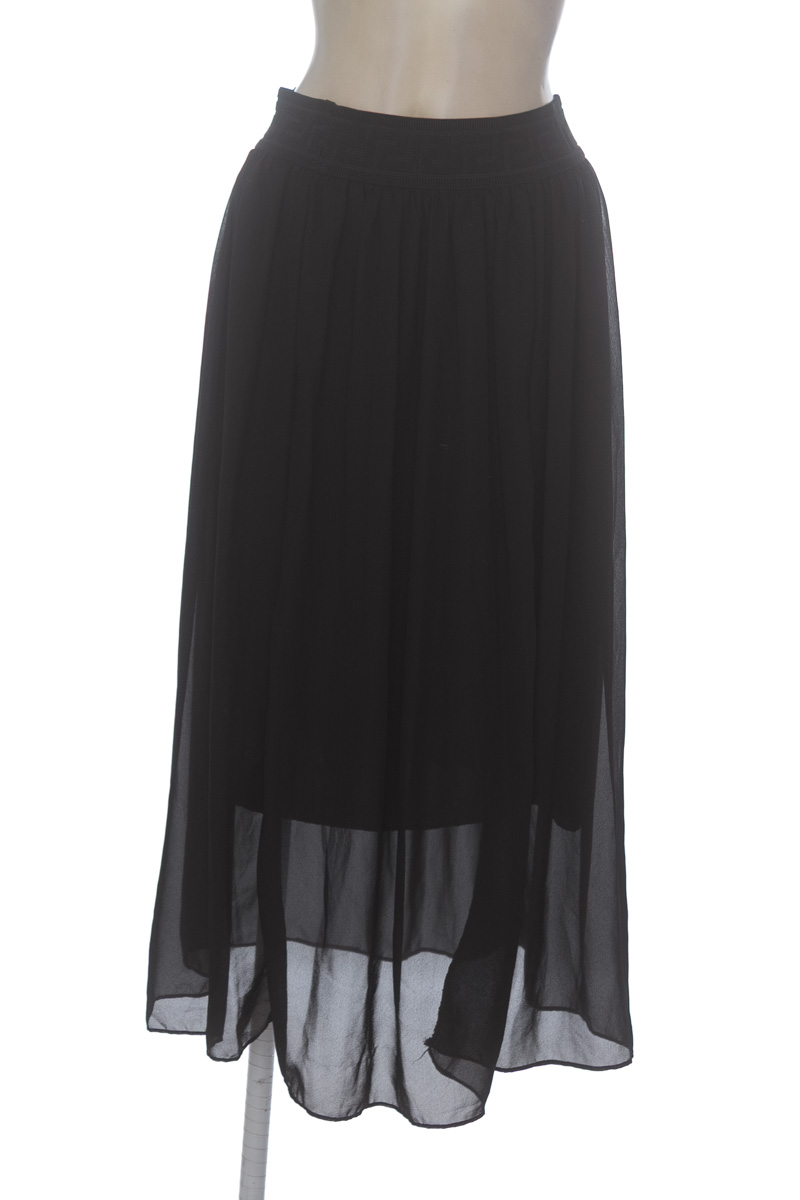 Falda color Negro - Closeando
