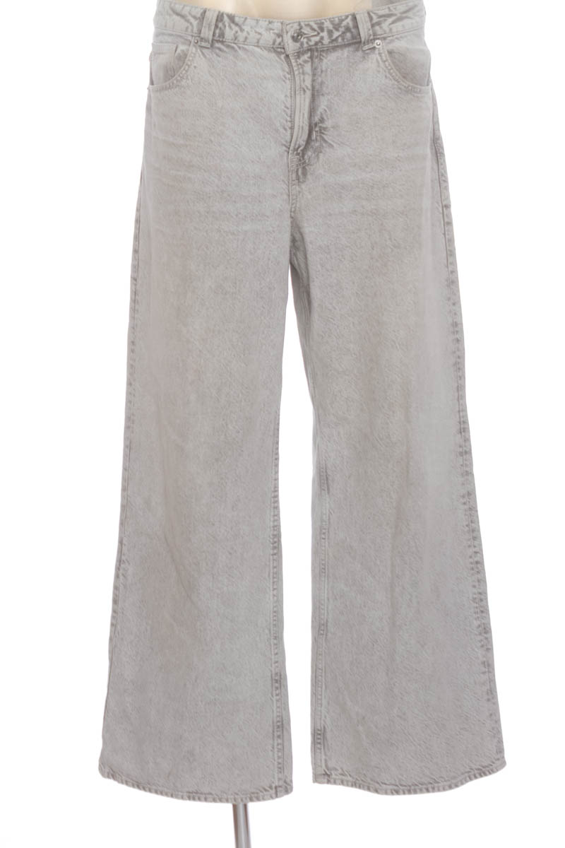 Pantalones color Gris - Divided by H&M