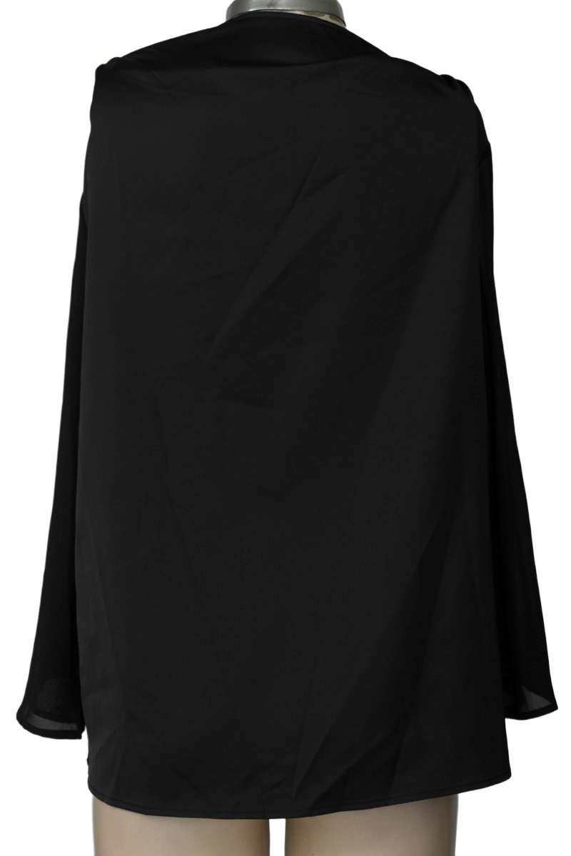 Blusa color Negro - Closeando