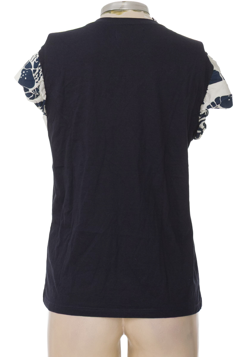 Top / Camiseta color Azul - Arkitect