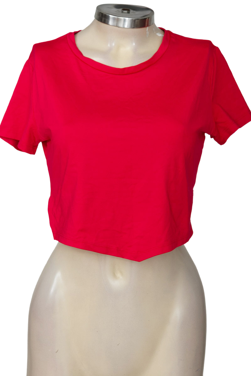 Top / Camiseta color Rojo - Bershka