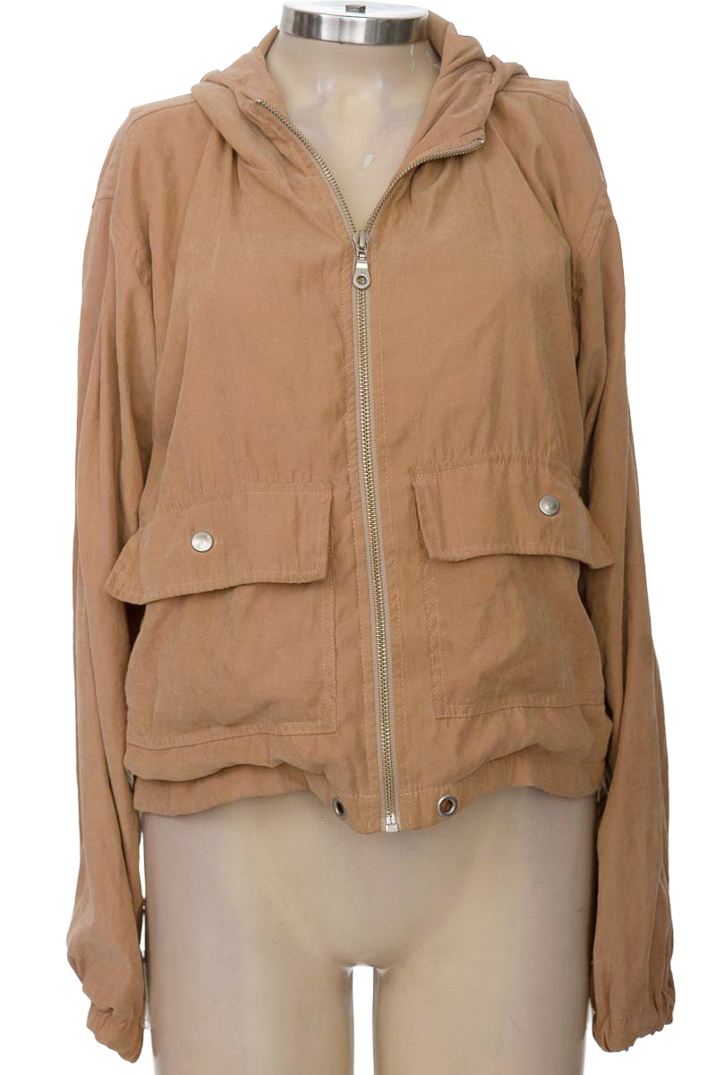 Chaqueta / Abrigo color Beige - MATTELSA