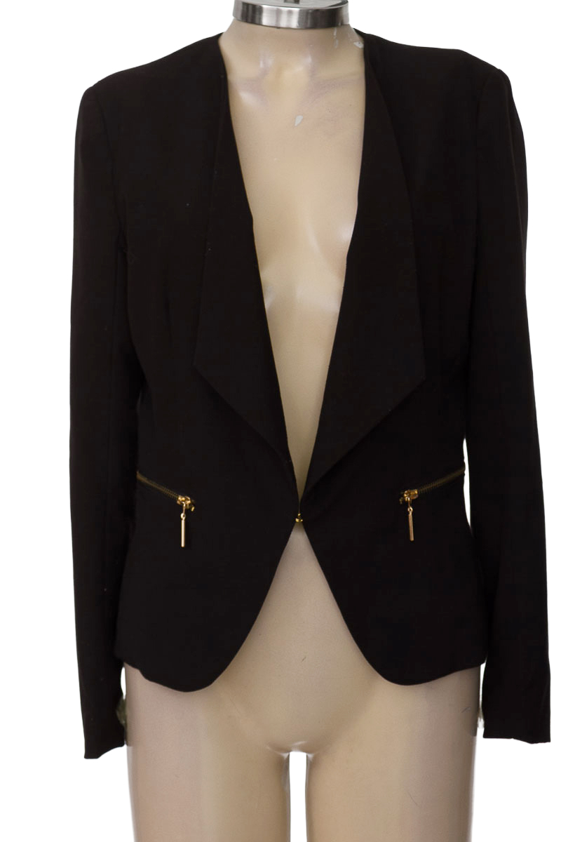 Chaqueta / Abrigo color Negro - Stradivarius