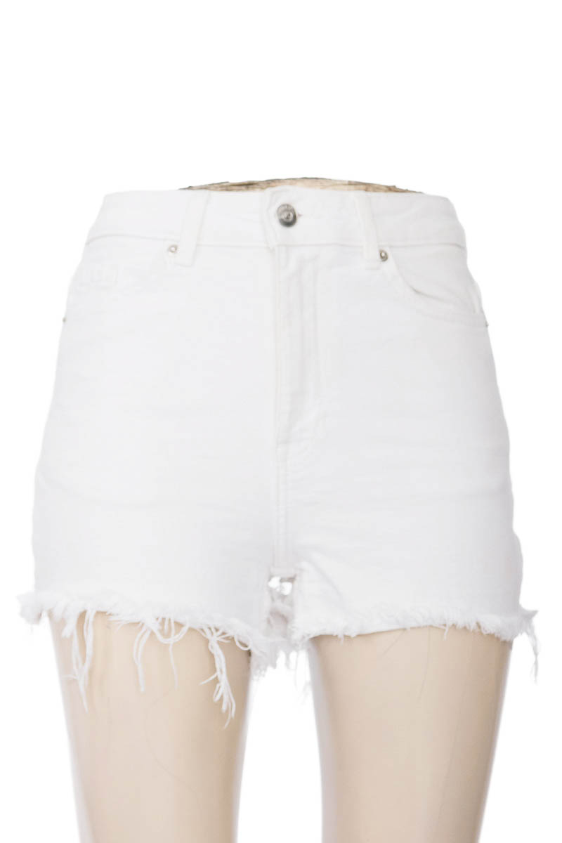 Short color Blanco - Divided by H&M