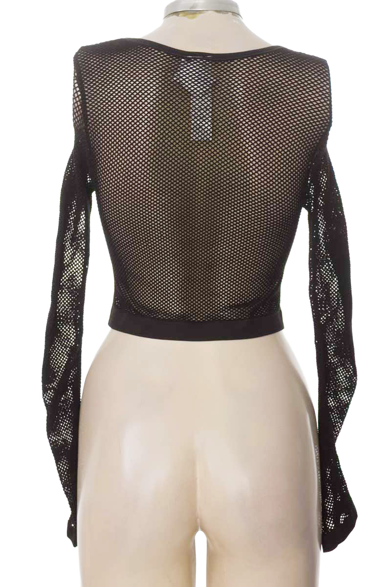 Top / Camiseta color Negro - Gef