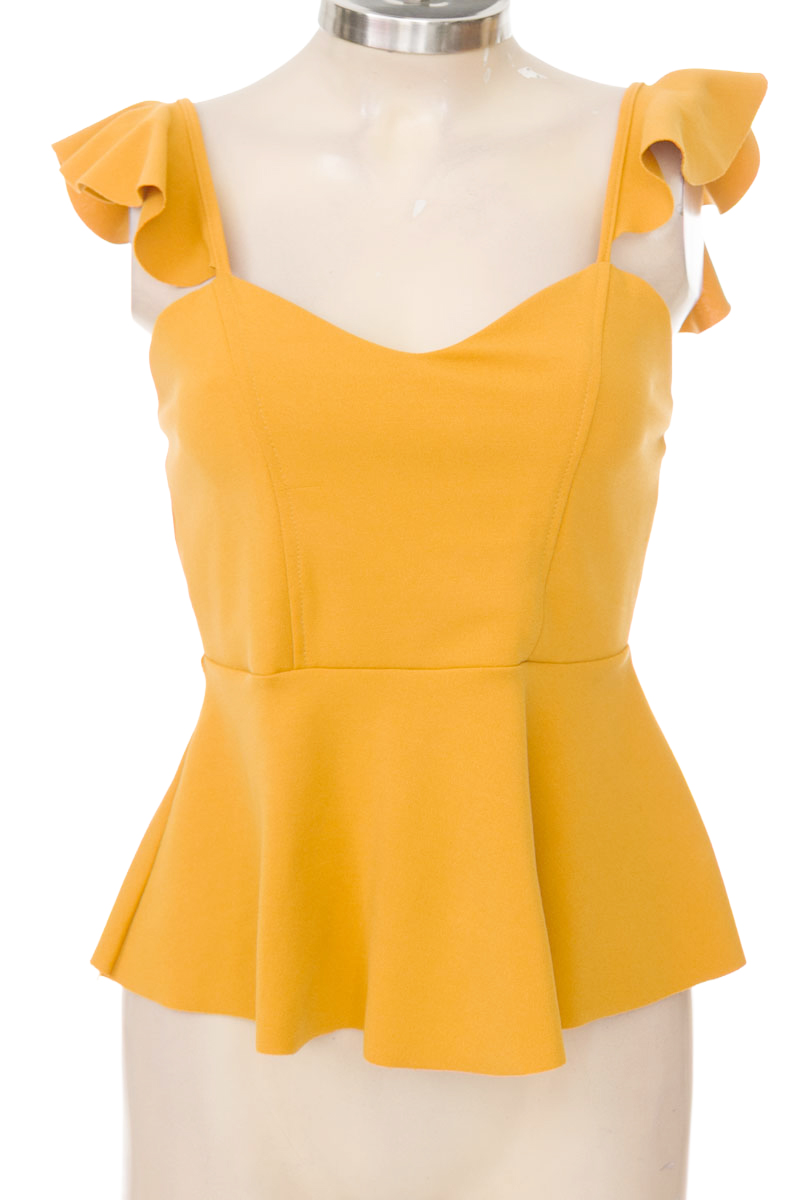 Top / Camiseta color Mostaza - AFR studio