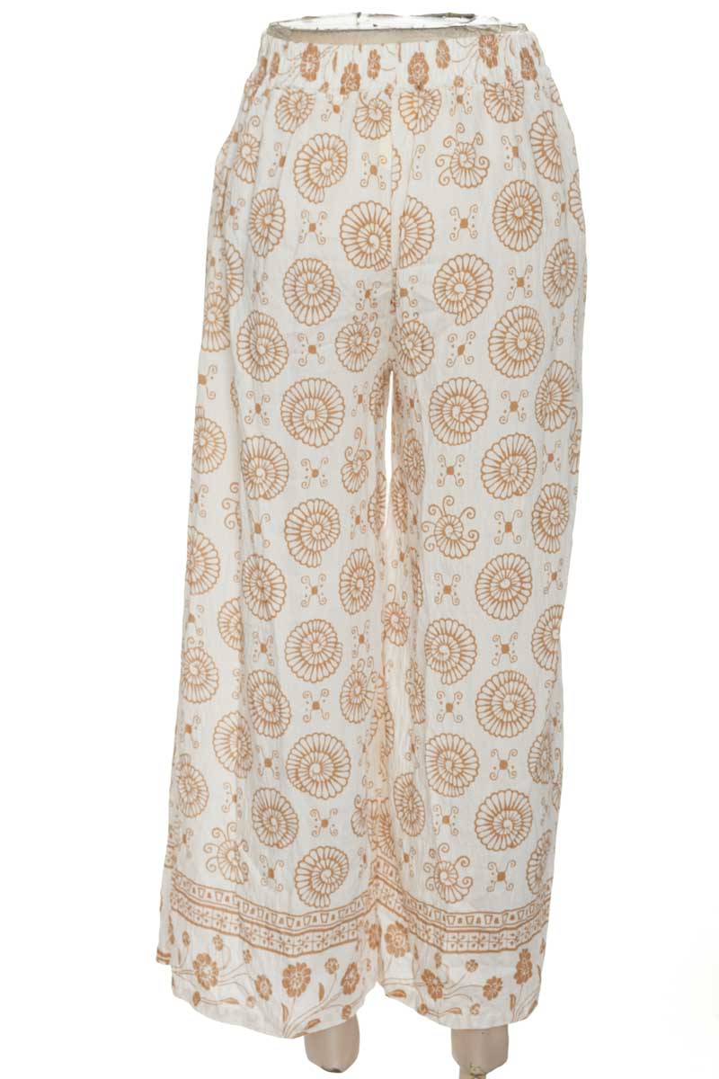 Pantalones color Beige - Closeando