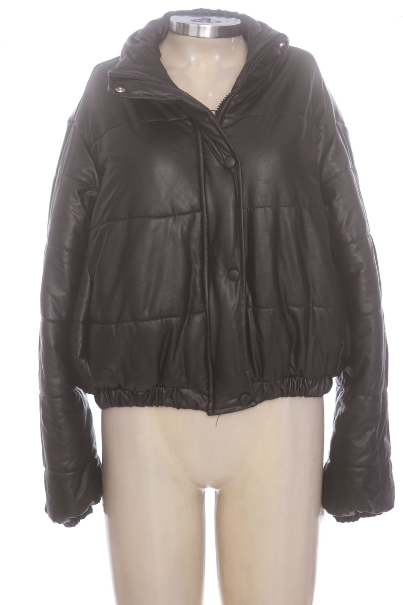 Chaqueta / Abrigo color Negro - Angélica villanueva