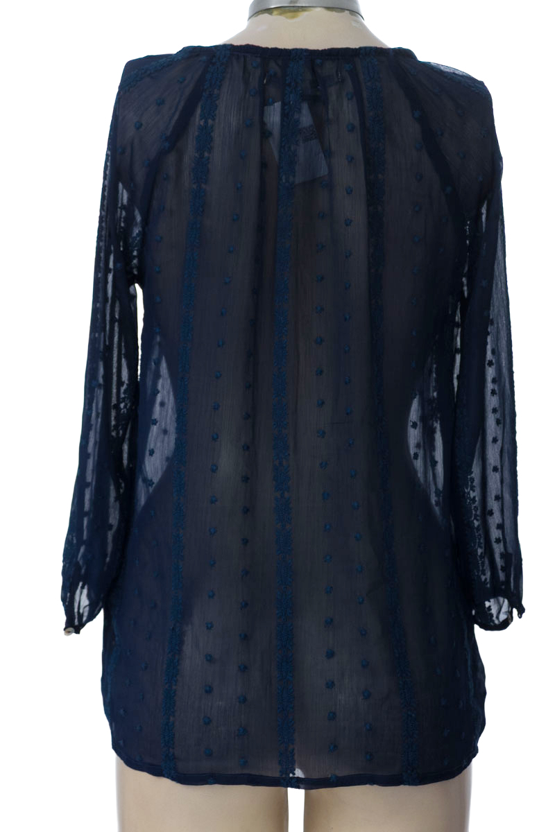 Blusa color Azul - Basement