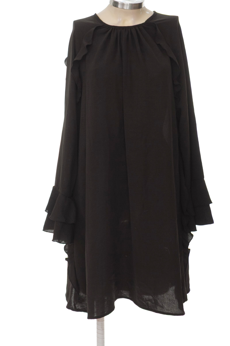 Vestido / Enterizo color Negro - Closeando