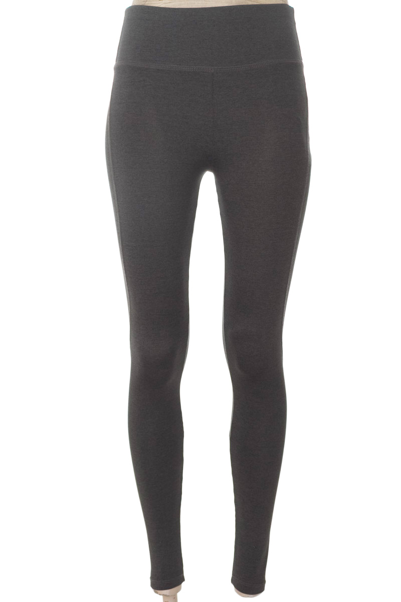 Ropa Deportiva / Salida de Baño color Gris - Seven Seven