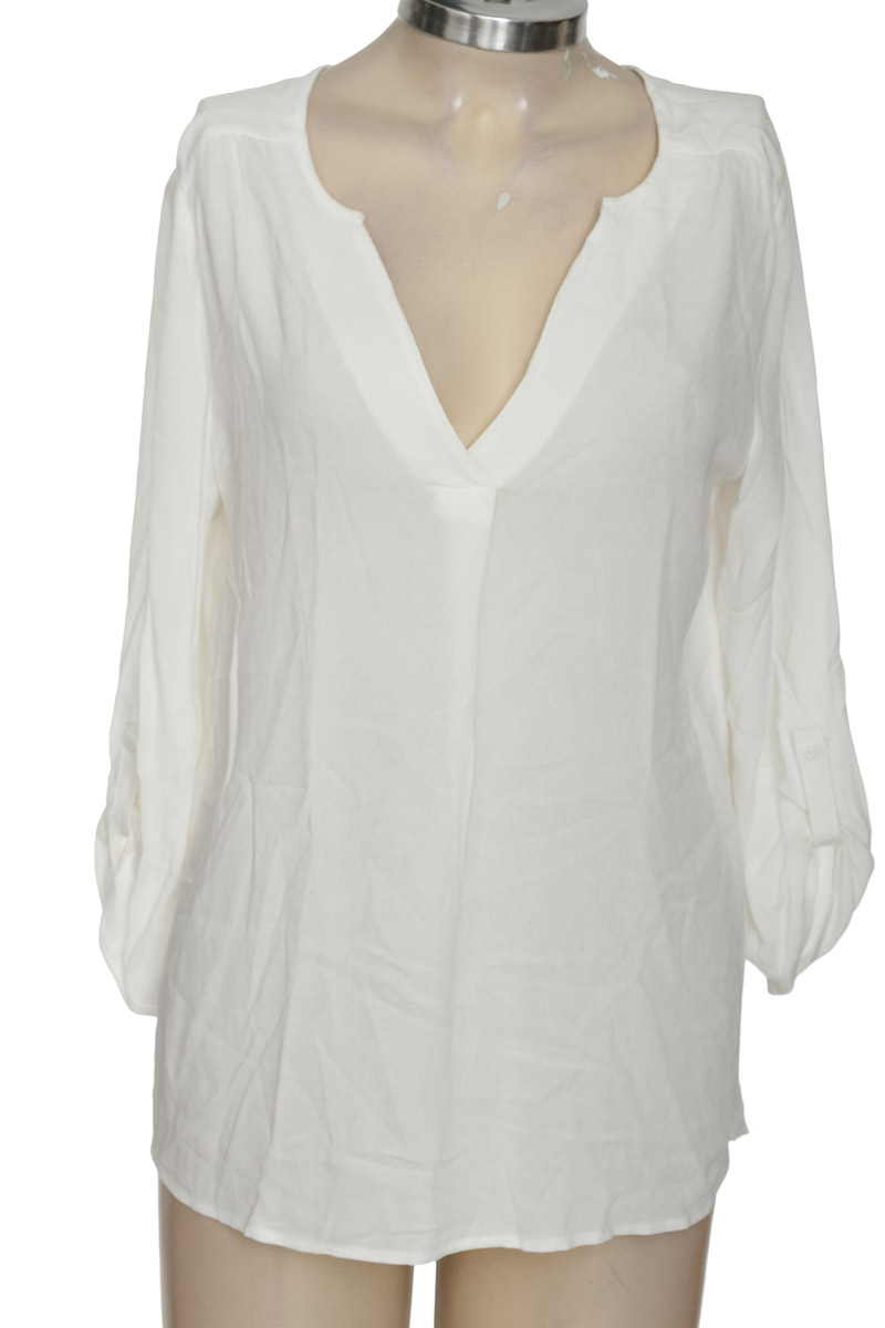 Top / Camiseta color Beige - Stradivarius