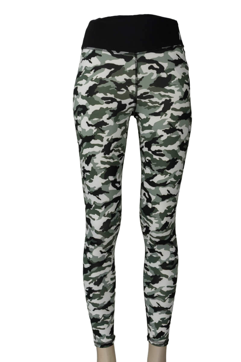 Ropa Deportiva / Salida de Baño color Estampado - Closeando