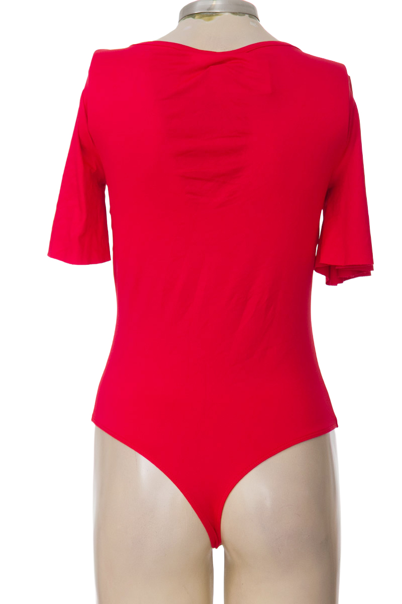 Top / Camiseta color Rojo - ELA