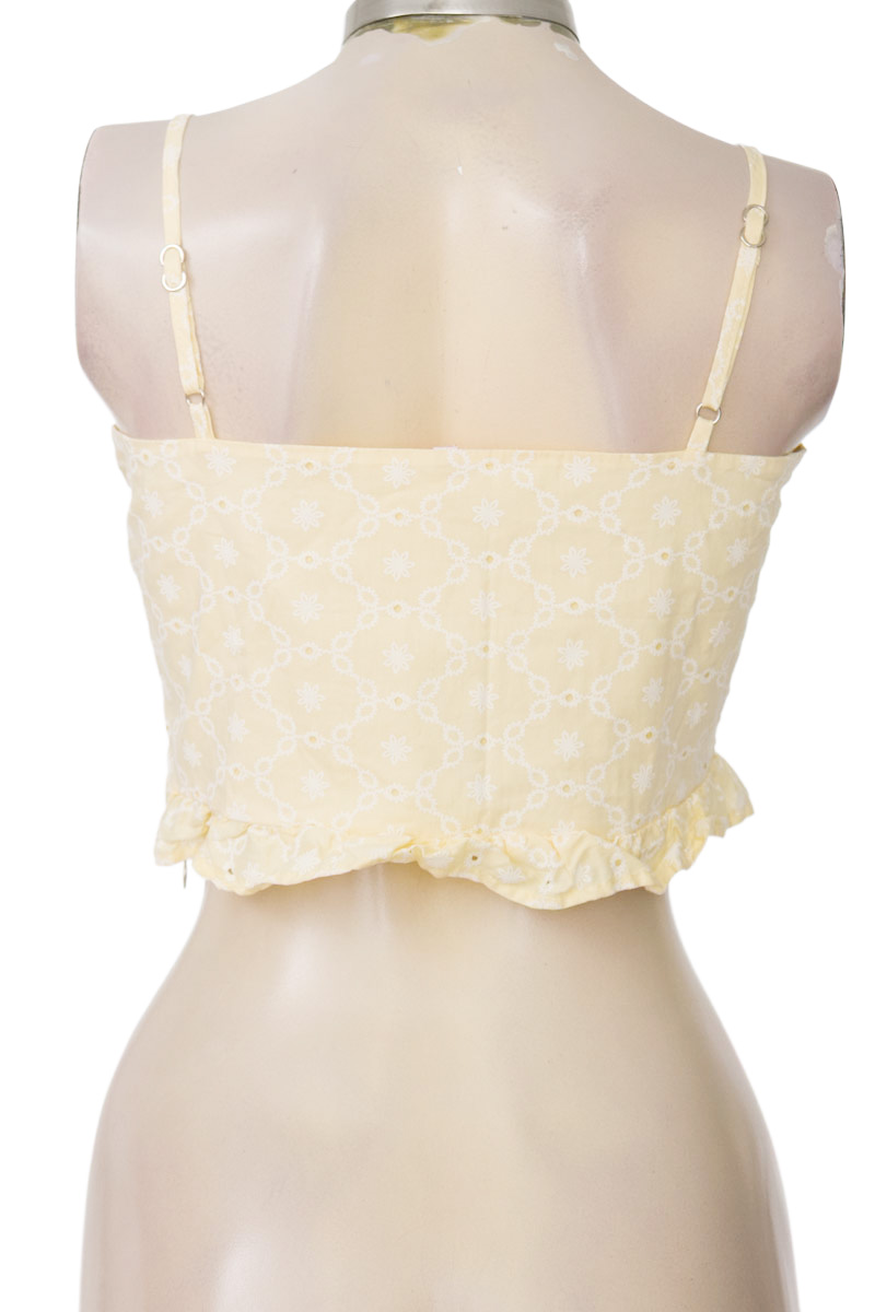 Top / Camiseta color Amarillo - YOYO