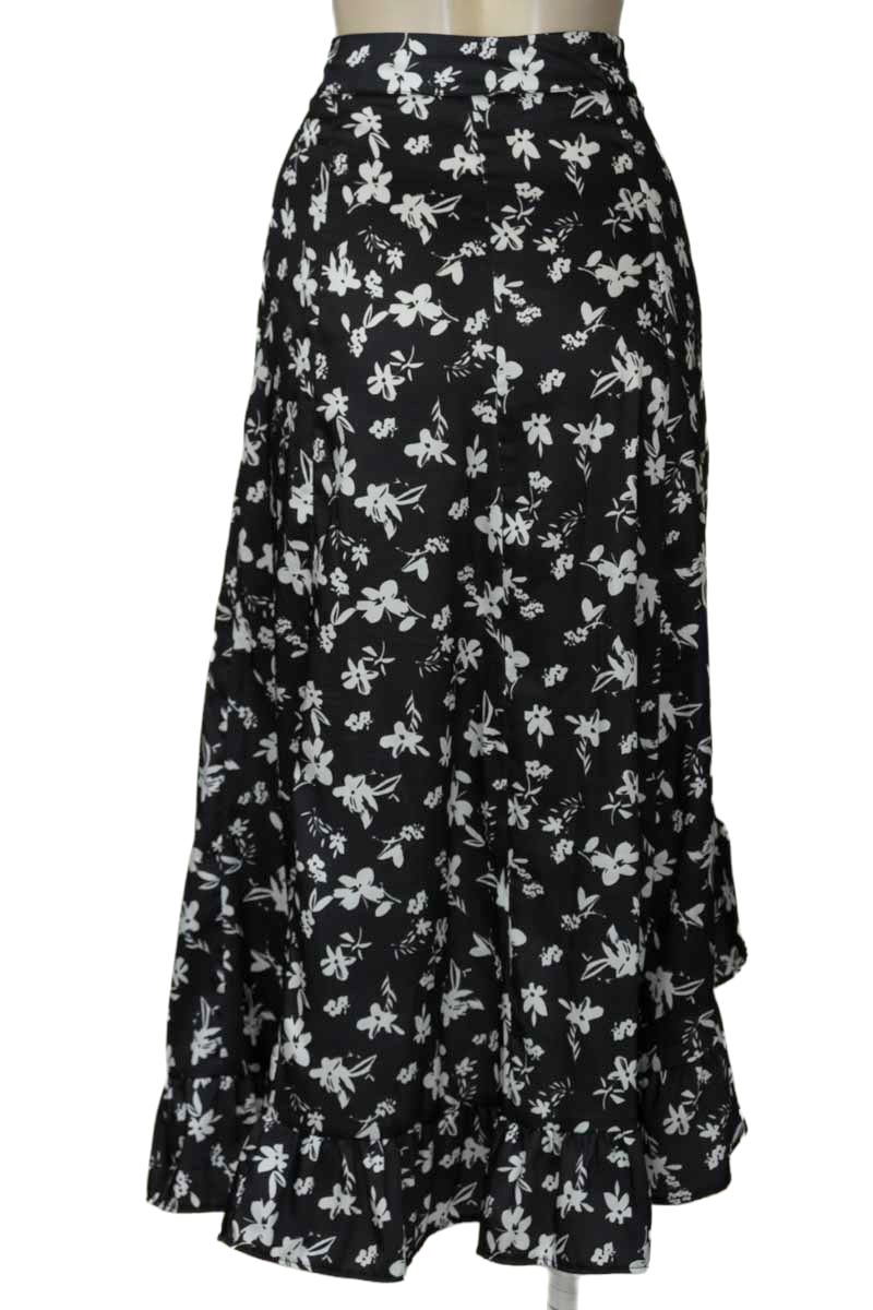 Falda color Negro - Basement