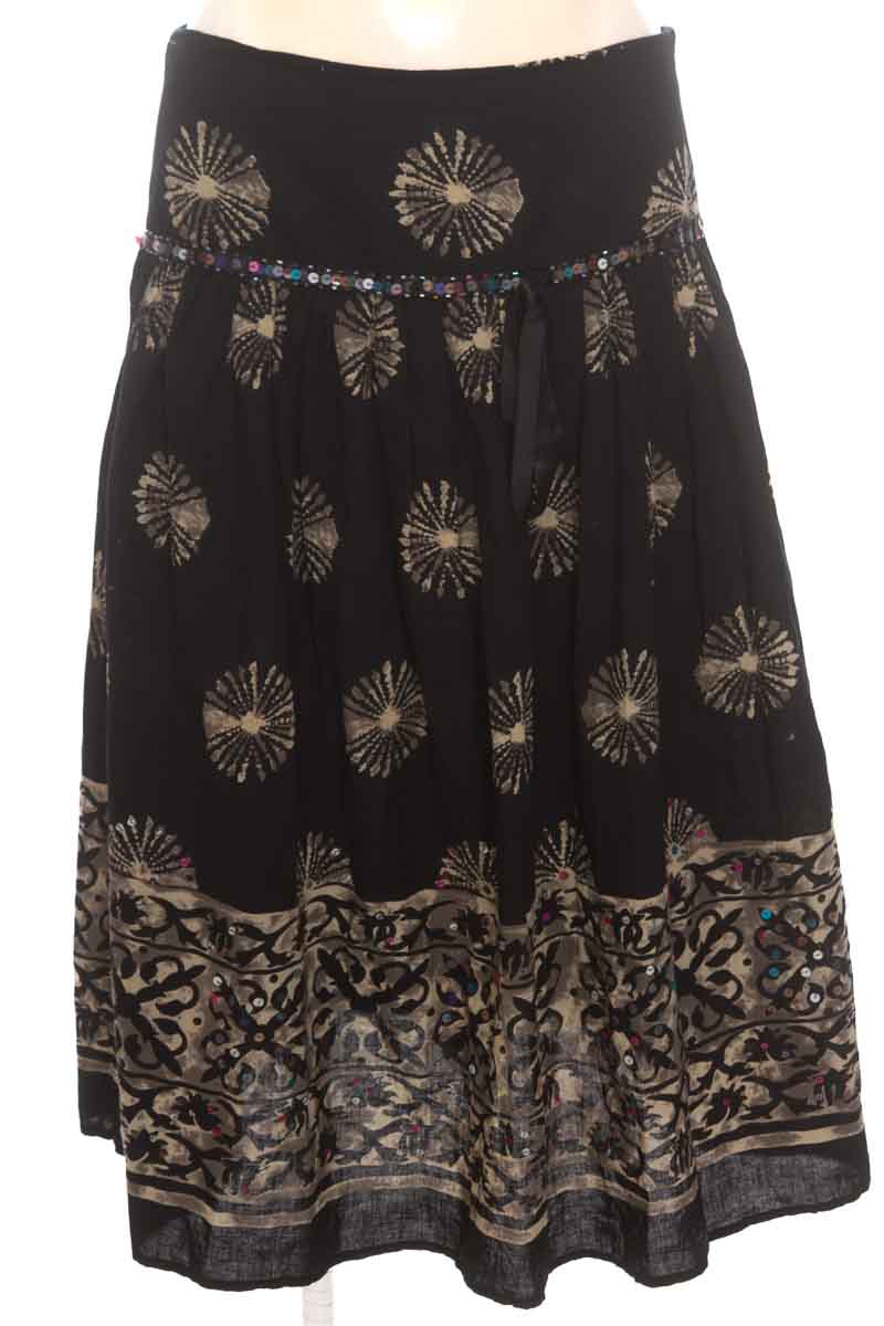 Falda color Negro - More & More