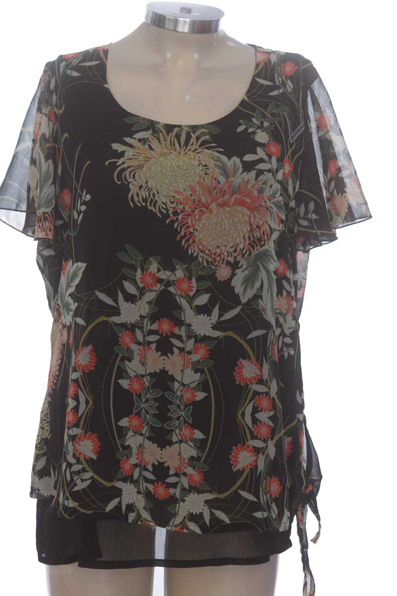 Blusa color Negro - Southland