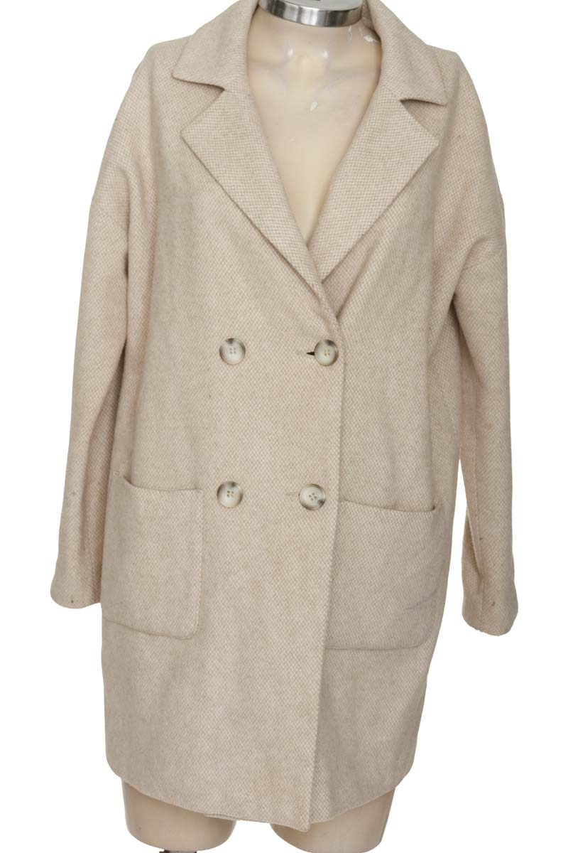 Chaqueta / Abrigo color Beige - Codigo Basico