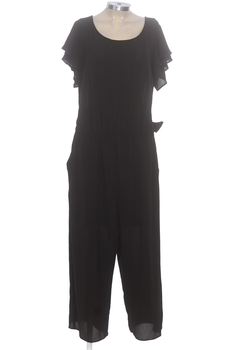 Vestido / Enterizo color Negro - Spin