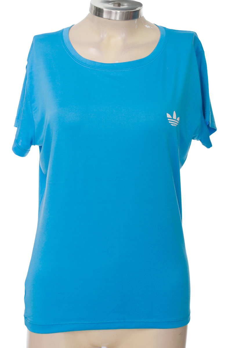 Ropa Deportiva / Salida de Baño color Azul - Closeando