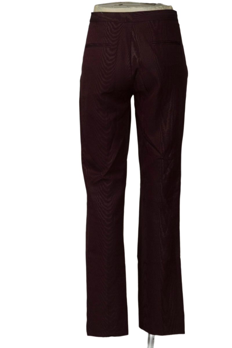 Pantalones color Vinotinto - Zara